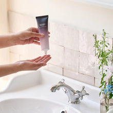 Haruharu Wonder - Black Rice Soft Cleansing Gel 100ml – Korean Deep Cleanser for Hydrating, Gentle, Oil Control, Pore Care & Brightening – Korean - Skincare Arabia